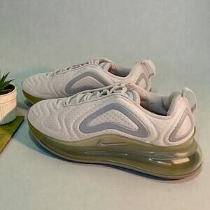 Nike Air Max 720 Women's Light Gray Running Sneakers - Size 7